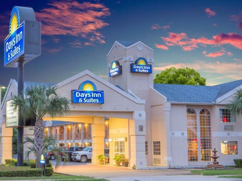 Days Inn By Wyndham Nacogdoches/Sfa University/Downtown מראה חיצוני תמונה