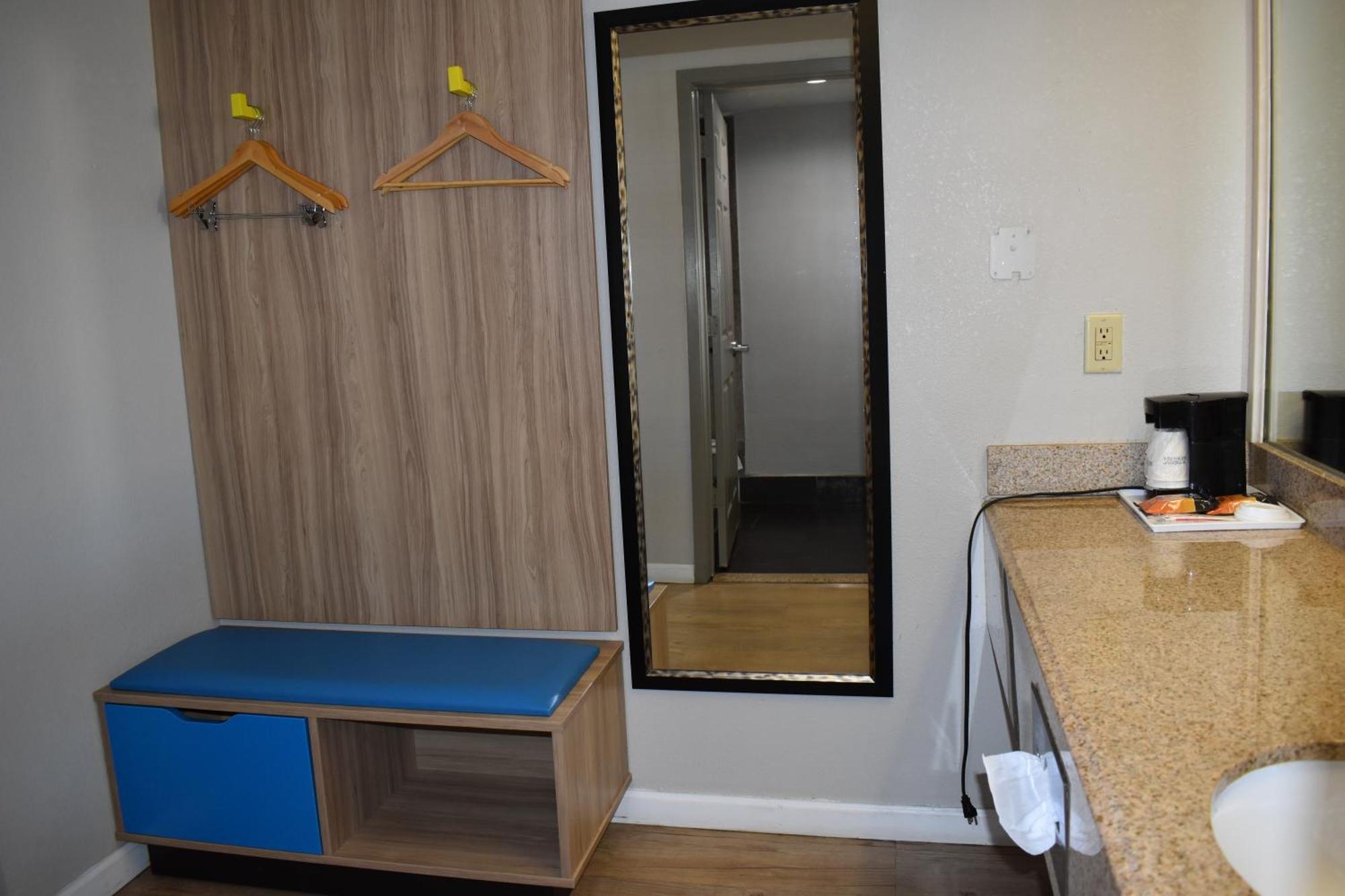 Days Inn By Wyndham Nacogdoches/Sfa University/Downtown מראה חיצוני תמונה