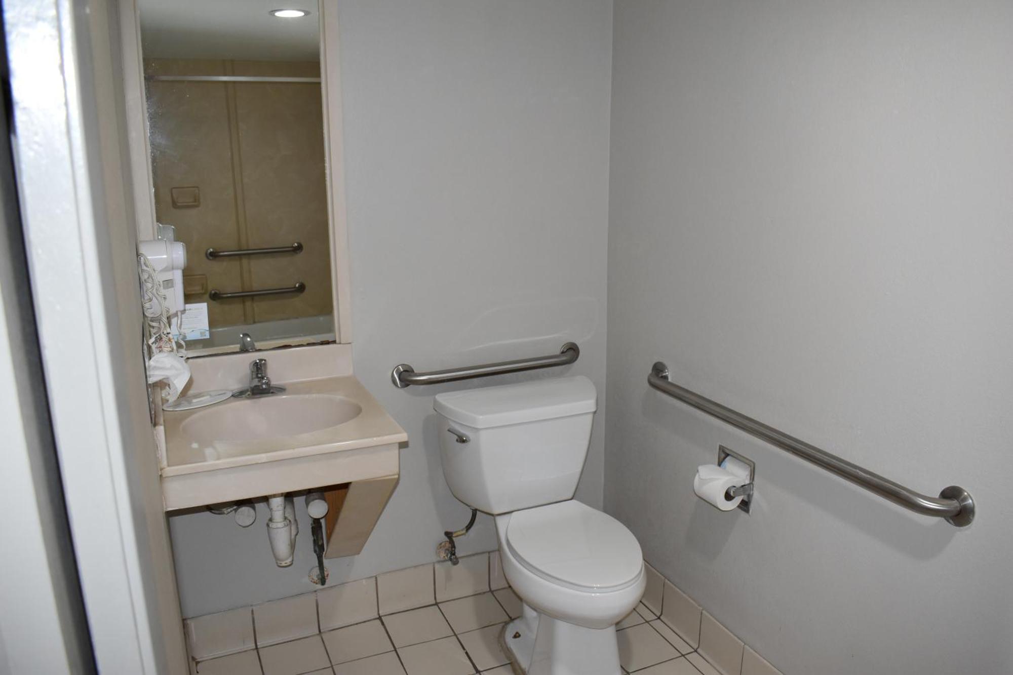 Days Inn By Wyndham Nacogdoches/Sfa University/Downtown מראה חיצוני תמונה