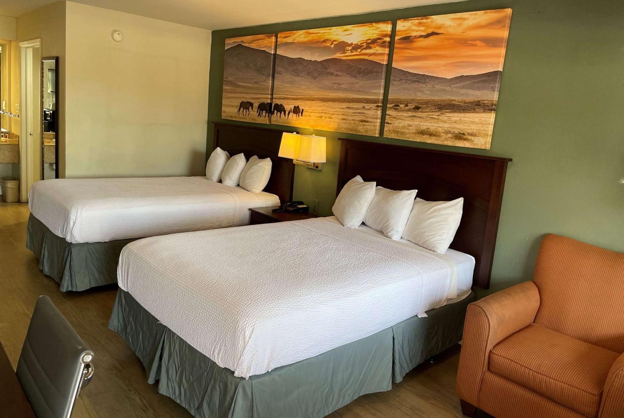 Days Inn By Wyndham Nacogdoches/Sfa University/Downtown מראה חיצוני תמונה
